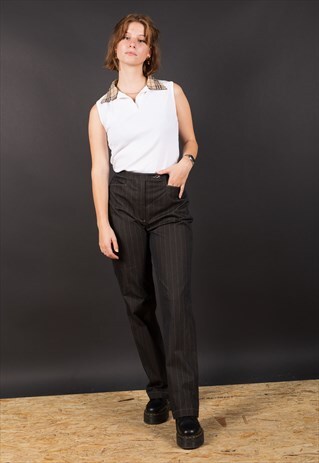 WHITE BURBERRY LONDON TOP WITH NOVA CHECK COLLAR