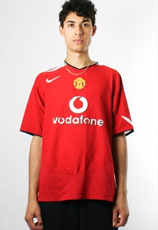VINTAGE MANCHESTER UNITED FOOTBALL SHIRT, MAN U