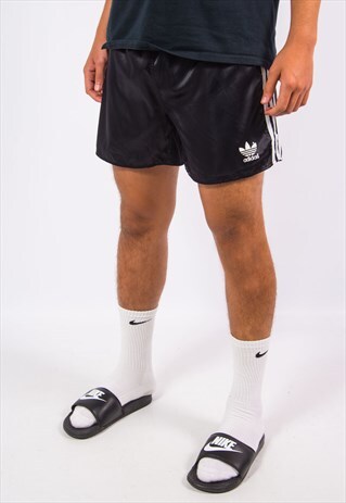 VINTAGE ADIDAS GLANZ SHORTS IBIZA BEACH