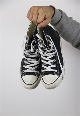 VINTAGE CONVERSE BLACK TRAINERS