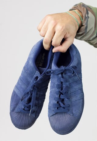 VINTAGE ADIDAS NAVY TRAINERS