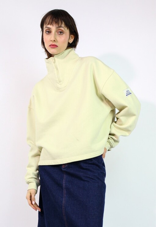 garment image