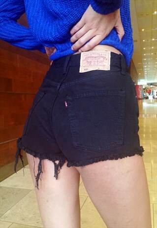 BLACK VINTAGE LEVIS 501 HIGH WAISTED DENIM SHORTS