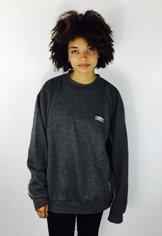 UMBRO SWEATSHIRT