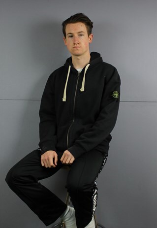 STONE ISLAND STYLE HOODIE IN BLACK WITH PATCH LOGO