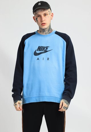 VINTAGE NIKE SWEATSHIRT