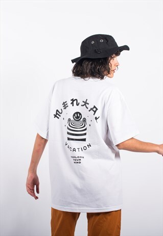 OVERSIZED T-SHIRT IN WHITE WITH MENTAL VACATION GRAPHIC