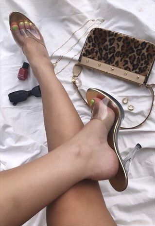 VINTAGE 90S GOLD & CLEAR PVC SLIP ON STRIPPER PLATFORM HEELS
