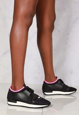 TRAINER WITH STRETCH BAND IN BLK/FUCH