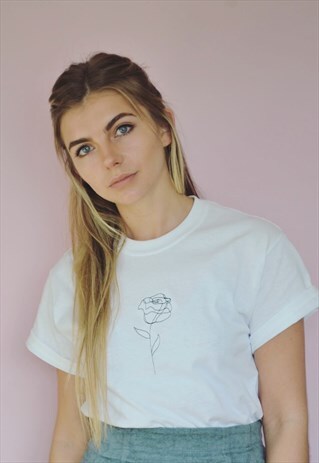 UNISEX T-SHIRT IN WHITE WITH CONTINUOUS ROSE EMBROIDERY