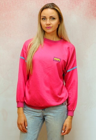 1980S VINTAGE VIBRANT PINK WITH BLUE SWEATER