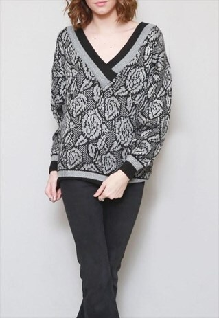 VINTAGE 1980'S GREY AND BLACK GLITTERY ROSE PATTERN JUMPER