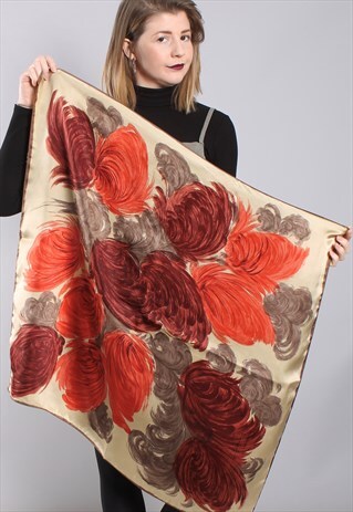 VINTAGE 80S LARGE FEATHER PATTERNED SILK SCARF