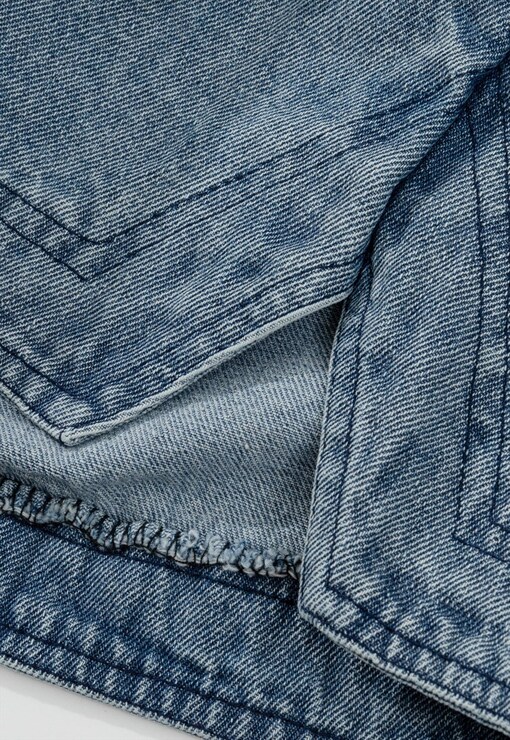 garment image