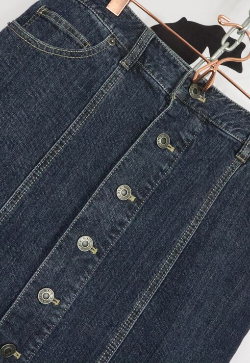 garment image