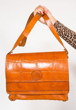 90'S VINTAGE TAN LEATHER SATCHEL SHOULDER BAG