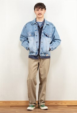 Vintage 90's Men Faded Denim Jean Jacket in Blue