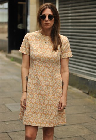 VINTAGE 60'S FLORAL SHIFT DRESS