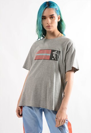 VINTAGE NIKE TEE SHIRT.