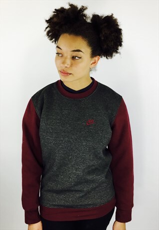NIKE SWEATSHIRT