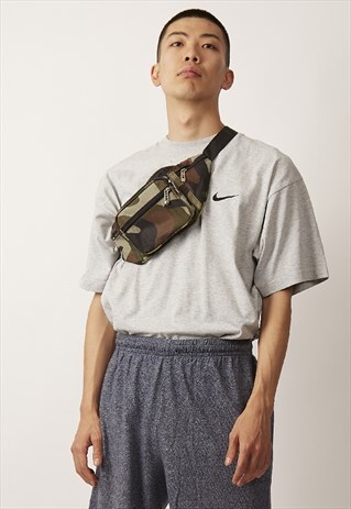 VINTAGE CAMOUFLAGE 90'S BUMBAG