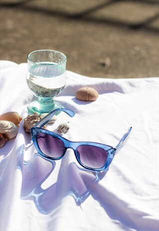 TRANSPARENT BLUE CHUNKY SEMI CAT EYE SUNGLASSES