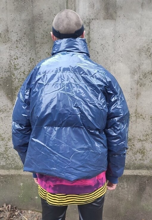 garment image