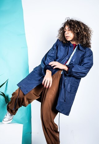VINTAGE RAIN MAC IN NAVY BLUE