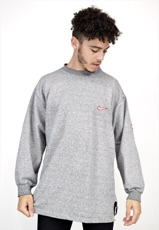 VINTAGE 90'S NIKE SWEATSHIRT