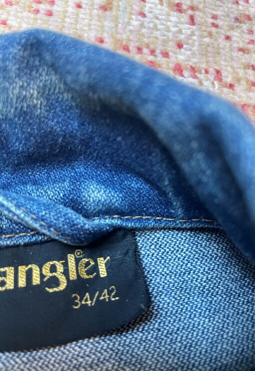 garment image