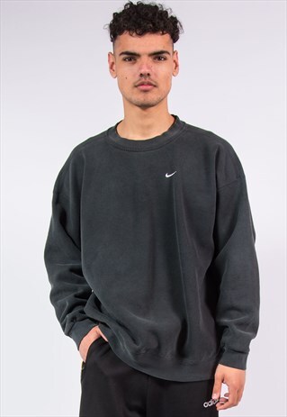 VINTAGE NIKE BLACK SWEATSHIRT