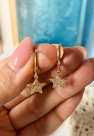 STAR HUGGIE HOOP EARRINGS