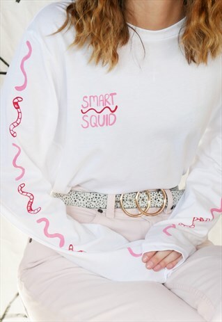 ORGANIC LONG SLEEVE T-SHIRT IN WHITE WITH WORM PRINT