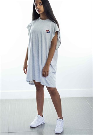 VINTAGE NIKE DRESS OVERSIZED T-SHIRT 90S XXL 10