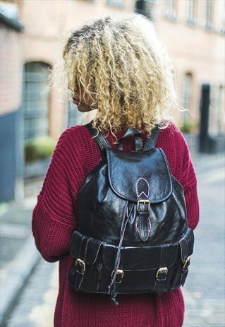 VINTAGE STYLE LEATHER BACKPACK / RUCKSACK (BLACK)