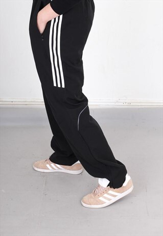 VINTAGE ADIDAS TRACK PANT