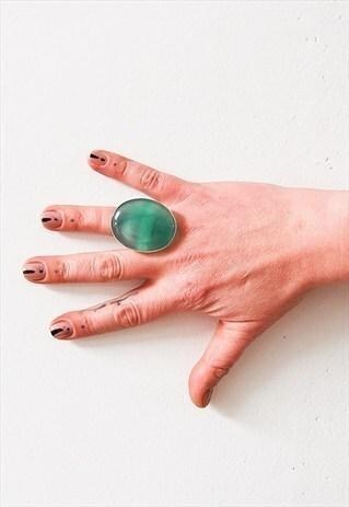 VINTAGE ETHNIC TURQUOISE GLASS RING