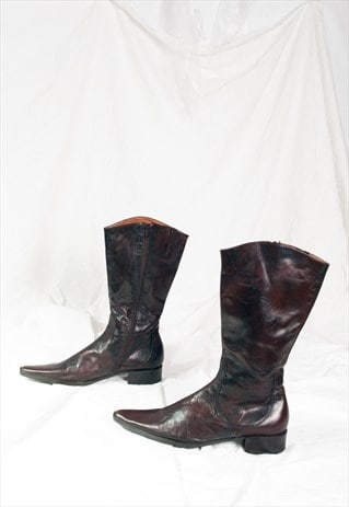 Vintage 90s SOHO New York Leather Boots in Brown