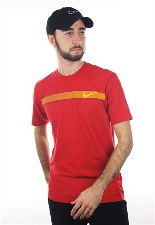 VINTAGE NIKE T SHIRT