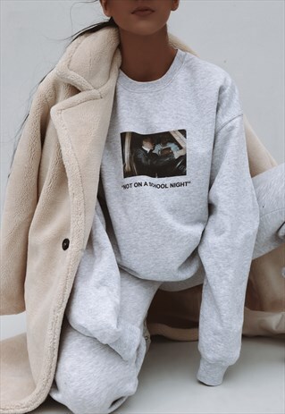 SLOGAN PRINT "SCHOOL NIGHT" SWEATSHIRT IN GREY