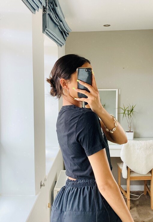 garment image
