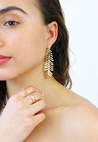 GOLD FEATHER DROP DANGLE EARRINGS