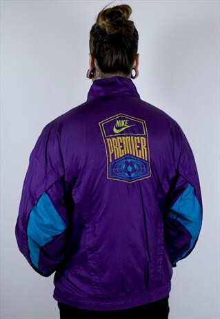 VINTAGE NIKE INTERNATIONAL JACKET
