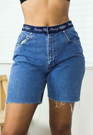 VINTAGE TOMMY HILFIGER DENIM SHORTS LOGO 90S X 13.6