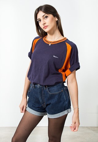 VINTAGE NIKE SPORT T-SHIRT / S5377