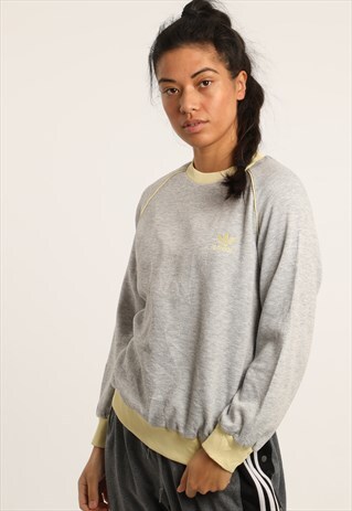 VINTAGE ADIDAS ORIGINALS EMBROIDERED SPELLOUT SWEATSHIRT