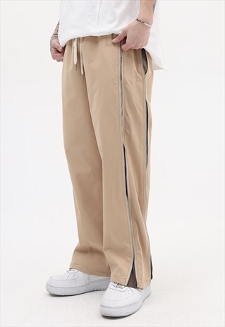 ZIP PANTS WIDE STRIPED PATCH JOGGERS IN CREAM