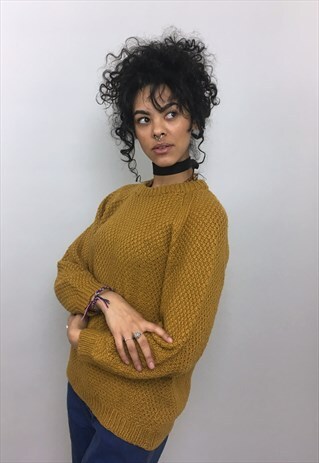 VINTAGE KNITTED JUMPER