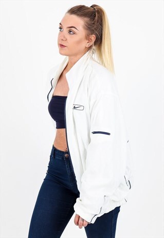 VINTAGE NIKE SHELL JACKET J1011