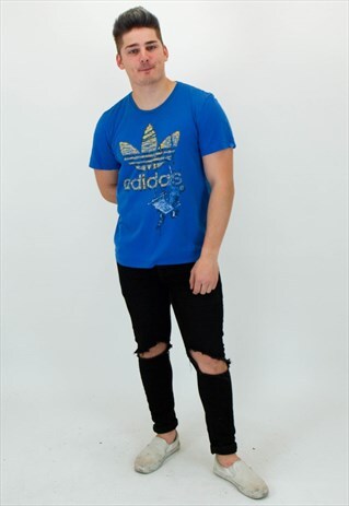 VINTAGE ADIDAS T-SHIRT